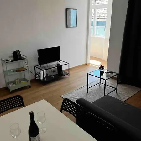 Amazing Two Bedrooms “with Lift” *