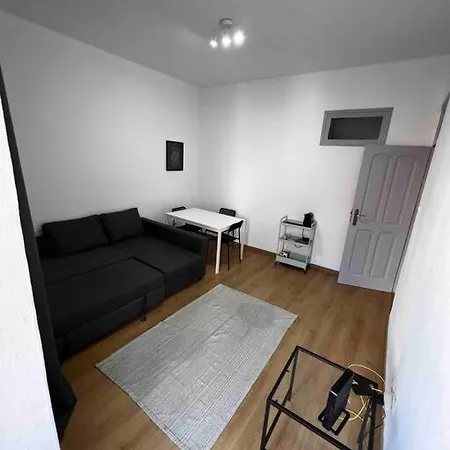 Lejlighed Amazing Two Bedrooms “with Lift”